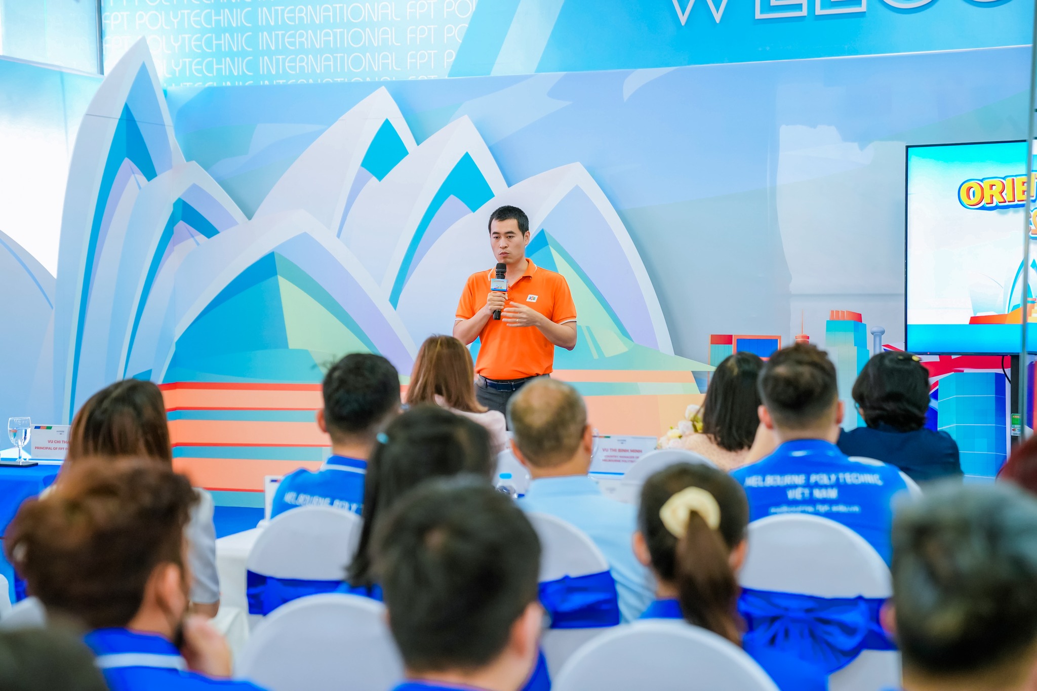 lễ định hướng - orientation day