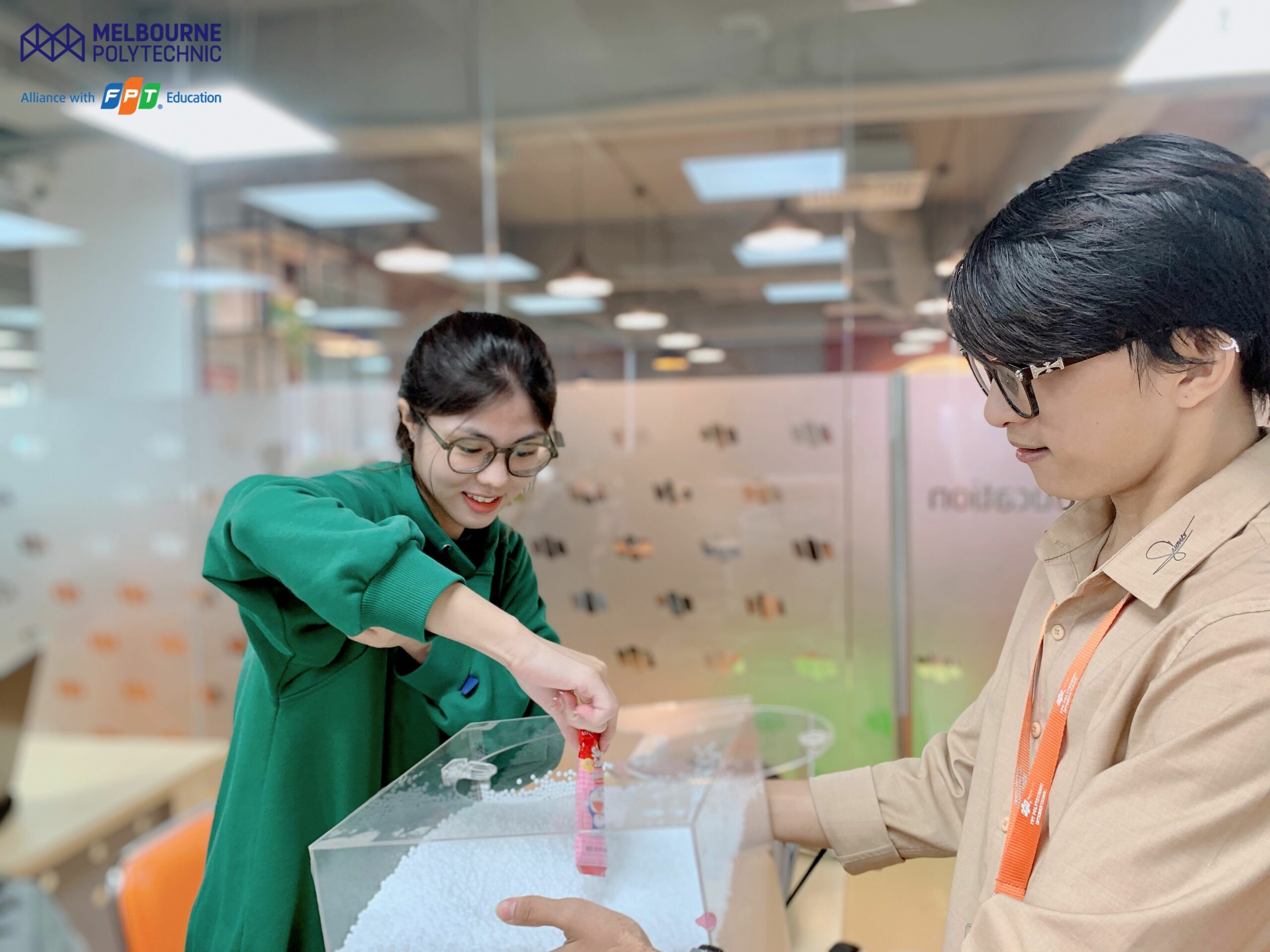 ngày phụ nữ việt nam 20/10 của melbourne Polytechnic việt nam