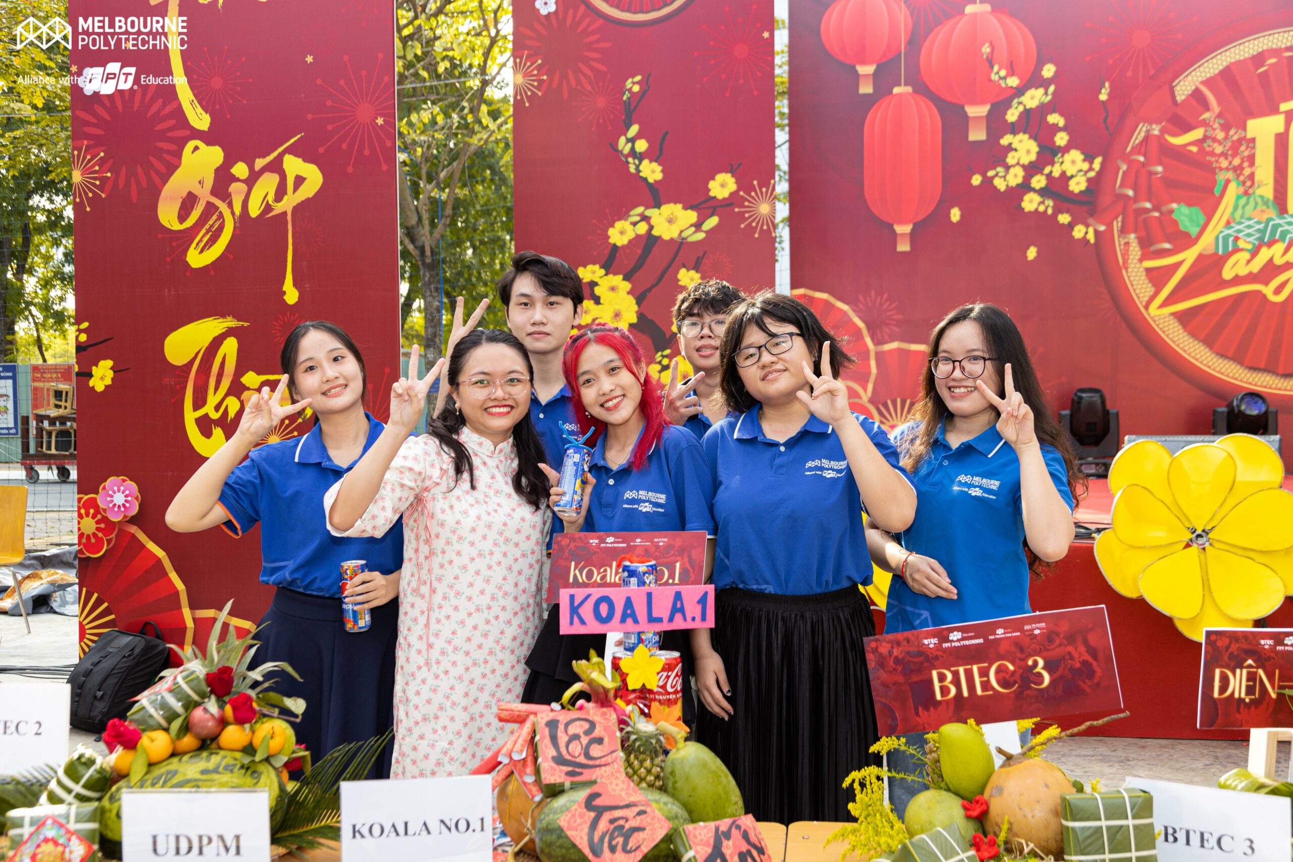 Sinh viên Melbourne Polytechnic Việt Nam trải nghiệm Tết cổ truyền qua hội thi “Hương Tết”