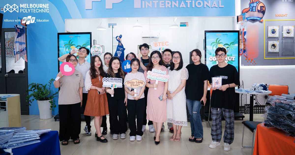 Vừa lòng khi đến với ngày hội Dzừa Lòng – Coconut Day tại Melbourne Polytechnic Việt Nam