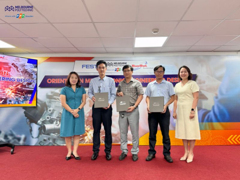 Đại diện doanh nghiệp tại buổi lễ
