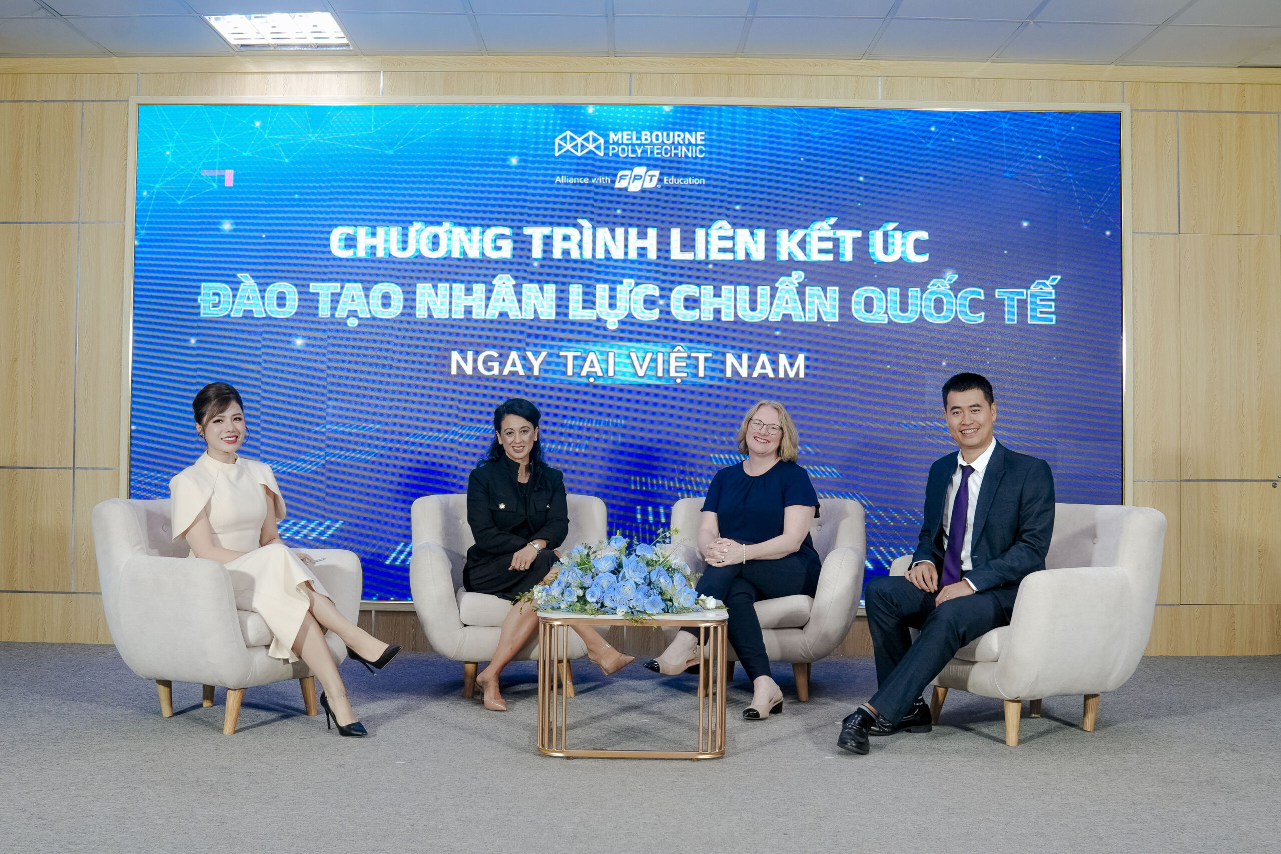 Hội thảo Chương trình liên kết quốc tế Úc - Đào tạo nhân lực chuẩn quốc tế ngay tại Việt Nam với sự tham gia của bà Natalie Fairlie - Phó Chủ tịch AusCham
