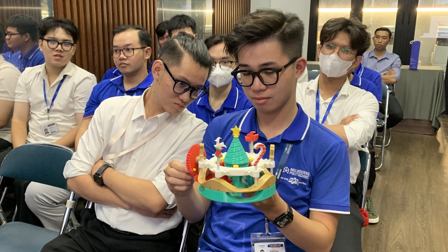 Sinh viên MPV đi trải nghiệm thực tế tại doanh nghiệp