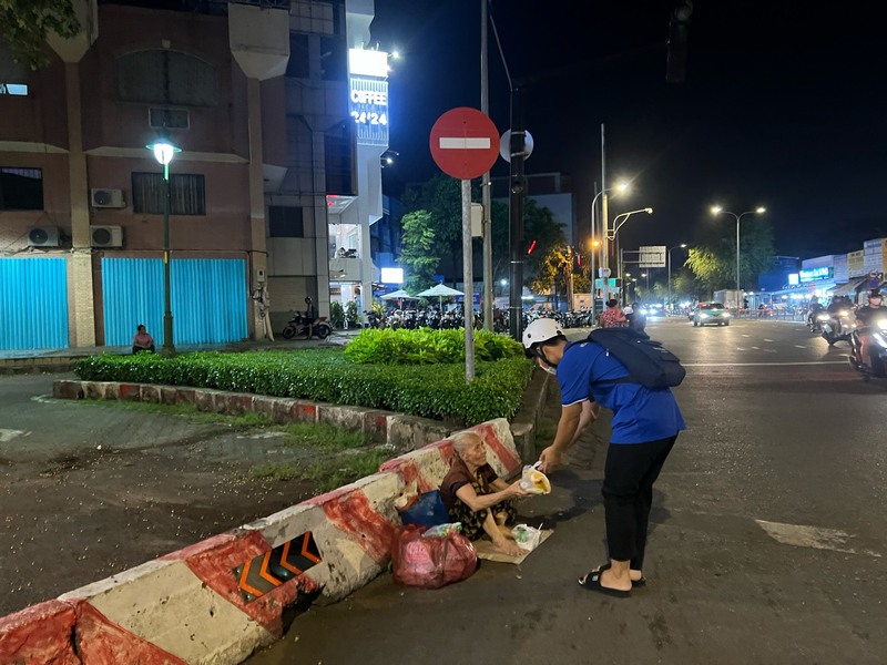 Một miếng yêu thương - Một gói hạnh phúc cùng sinh viên MPV