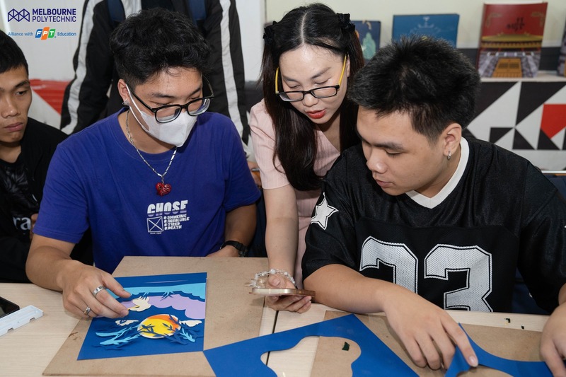 Vận dụng tư duy thiết kế và sáng tạo làm nên những tác phẩm bằng giấy tại Workshop "Papercutting"