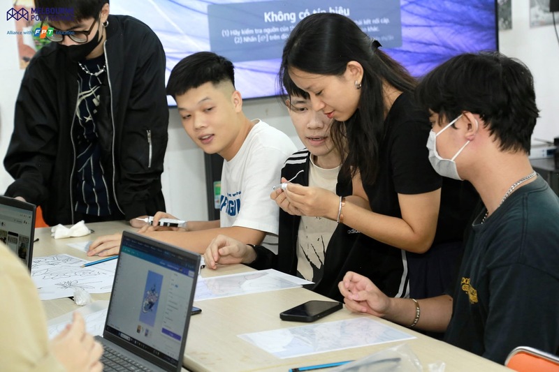 “Giáo làng Ưu tú” của MPV và những câu chuyện chưa kể về sự tận tâm trong nghề giáo