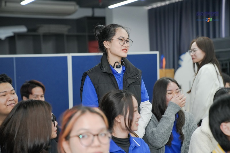 SINH VIÊN MPV KHÁM PHÁ BỨC TRANH NGÀNH MARKETING TẠI APPOTA QUA WORKSHOP ĐỊNH HƯỚNG NGHỀ NGHIỆP
