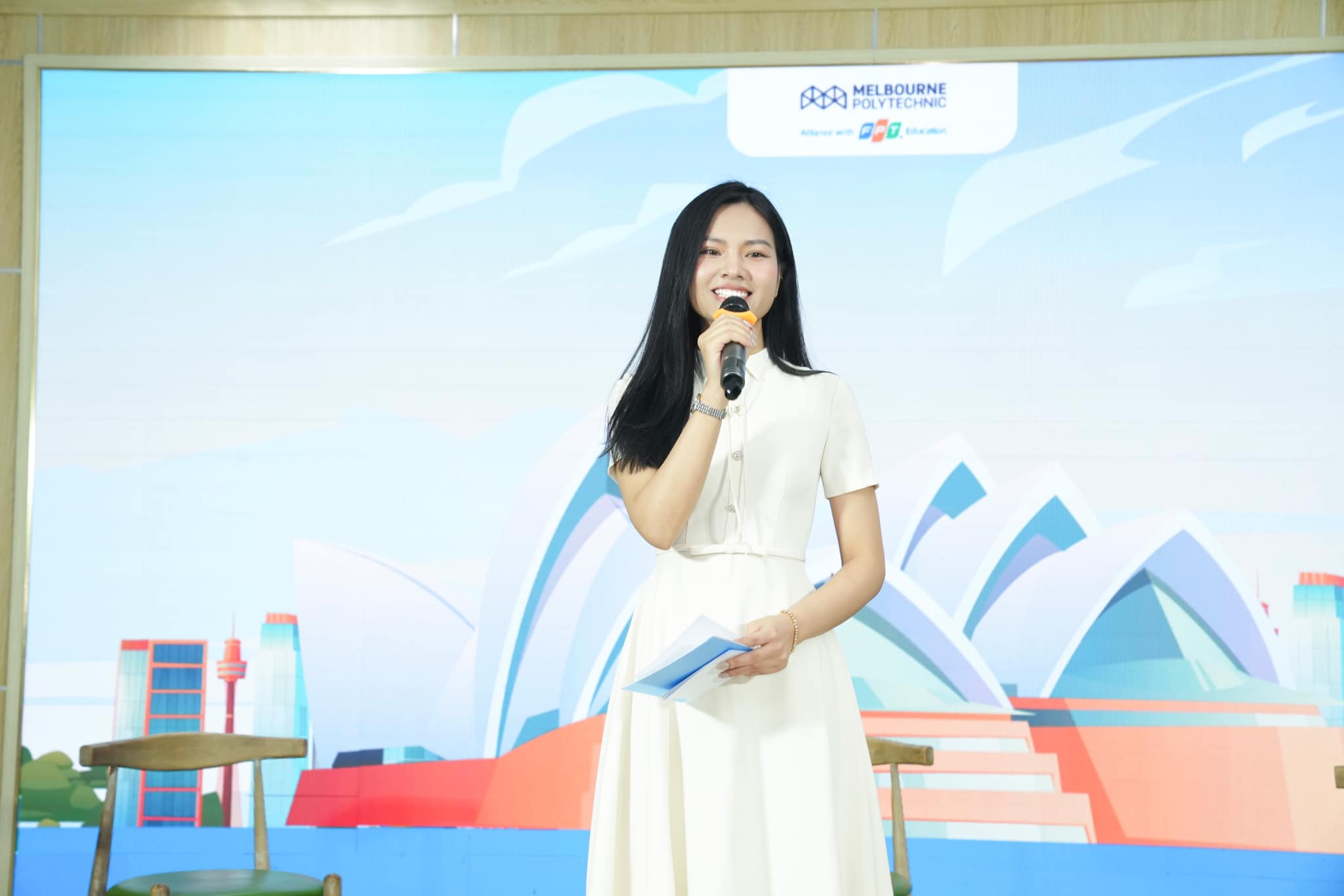 Giảng viên Ngô Thúy Quỳnh – Người thổi hồn thực tiễn vào Marketing & Truyền thông