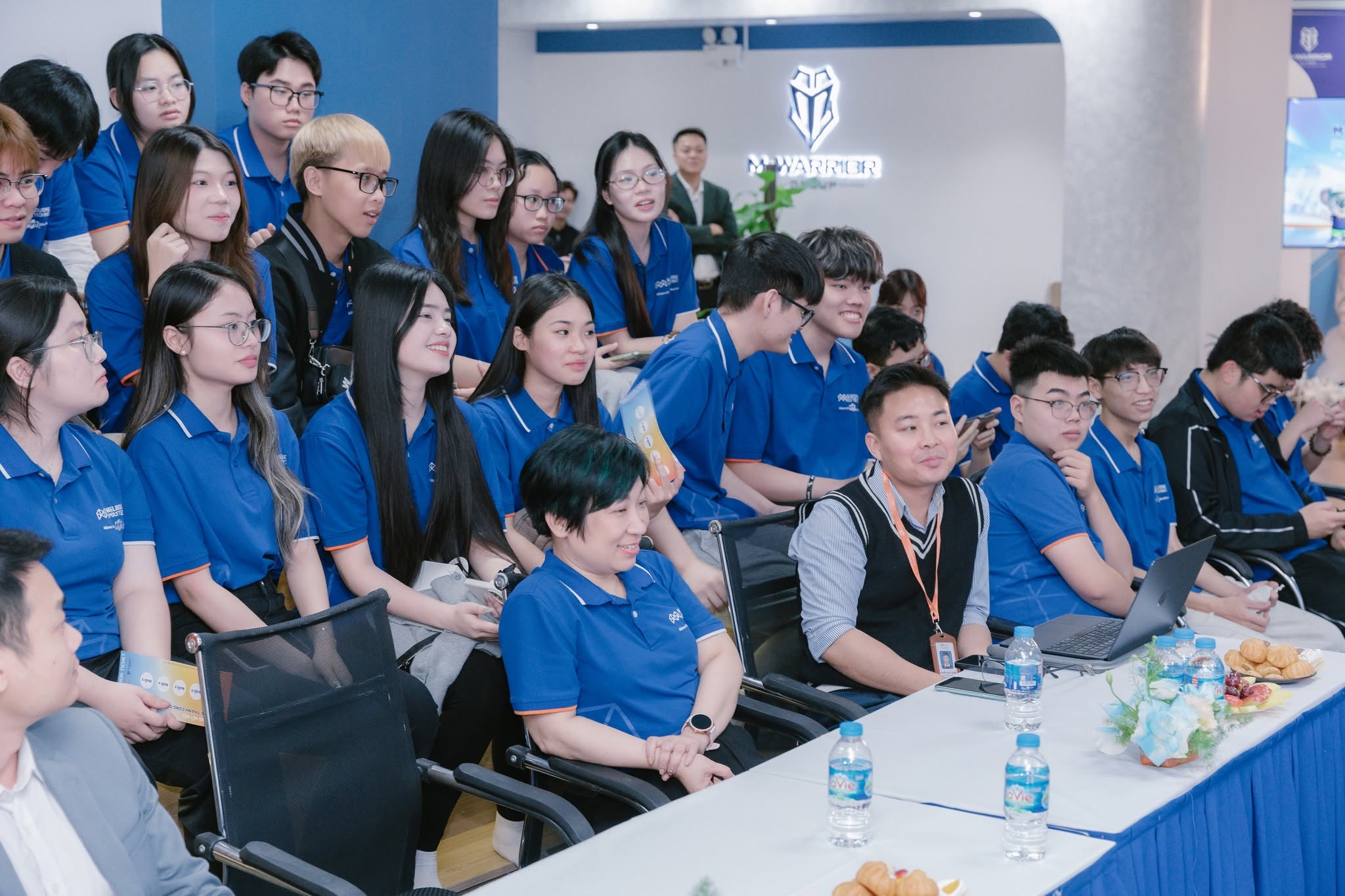 Sinh viên Melbourne Polytechnic Việt Nam thực hành storytelling trong marketing qua các dự án thực tế. Sinh viên Melbourne Polytechnic Việt Nam thực hành storytelling trong marketing qua các dự án thực tế.