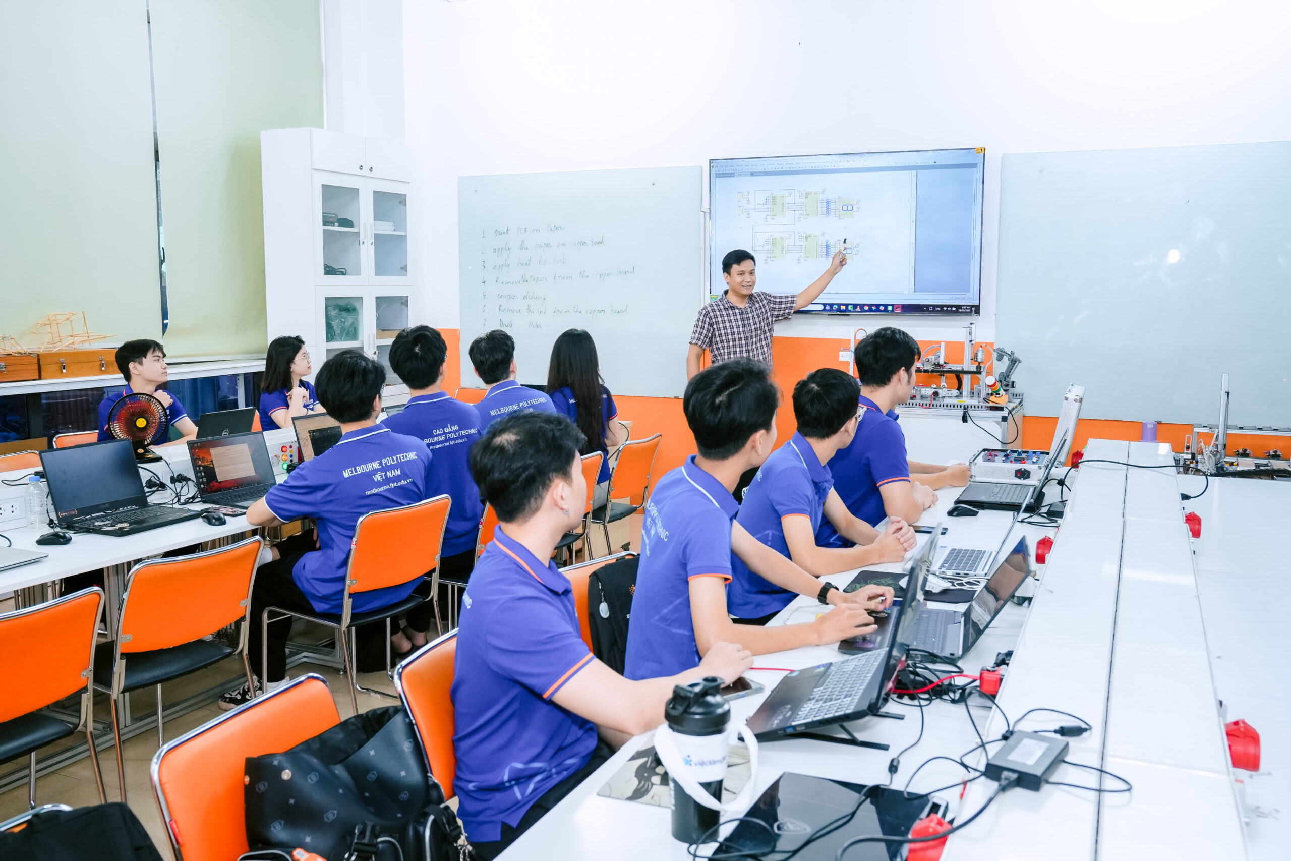 Học Cơ điện tử với chương trình chuẩn Úc tại MPV