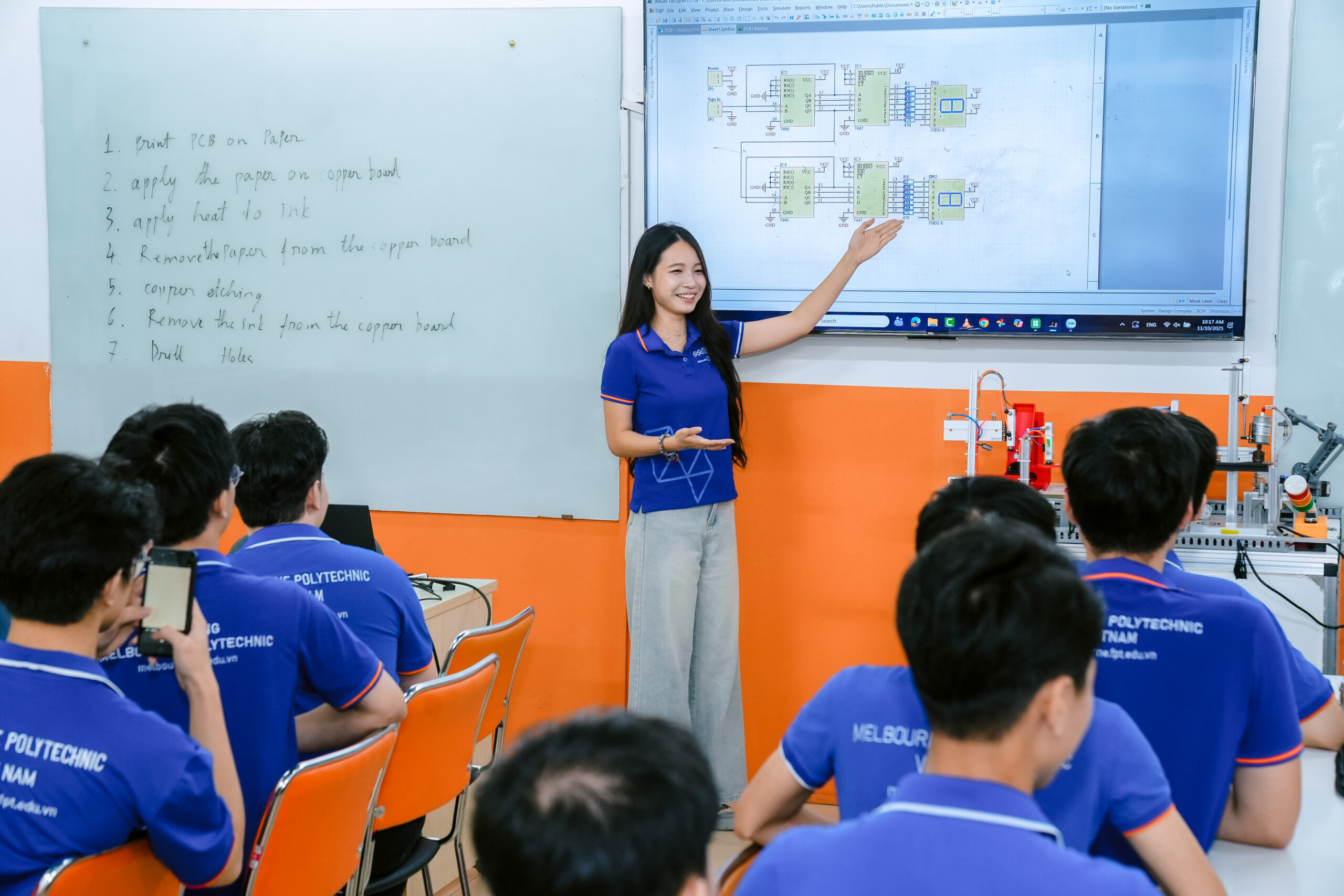 Nữ có nên học Cơ điện tử