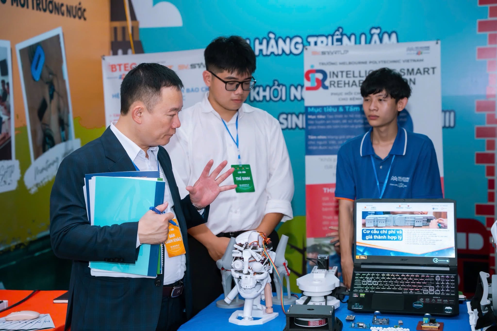 Trang bị kỹ năng ngành qua các dự án